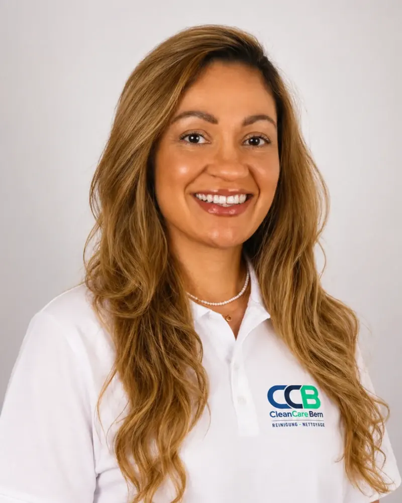 Portrait d’Andry Lantigua en polo blanc CCB